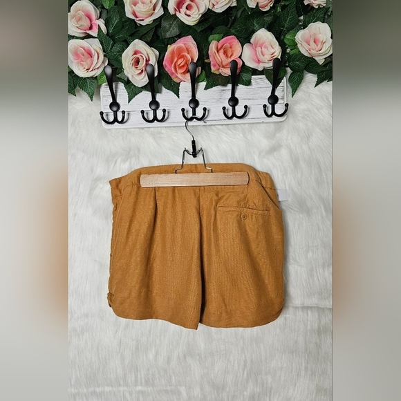 Wilfred (Aritzia) Allegra Amber Earth Relaxed Hem Linen Shorts - Picture 4 of 6